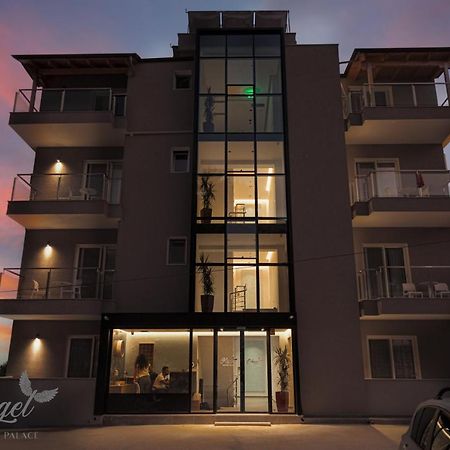 Angel Saranda Palace Bagian luar foto