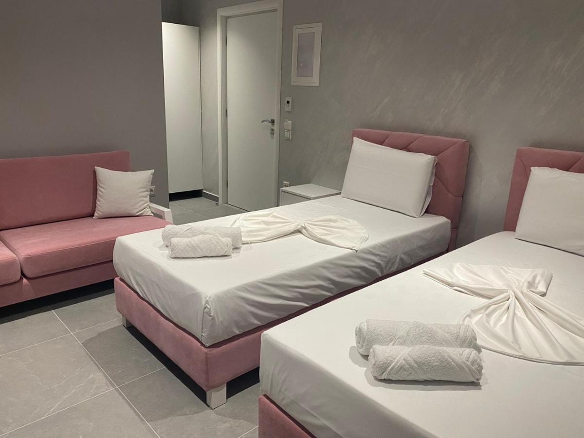 Angel Saranda Palace Bagian luar foto